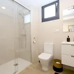 West Luxury Leona