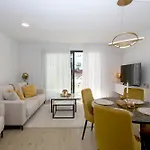 Appartement West Luxury Leona *