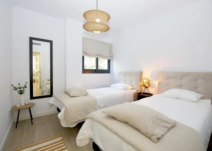 Apartment West Luxury Leona